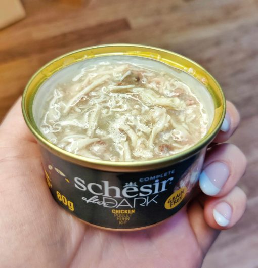 Schesir Dark émincé de poulet et bouillon